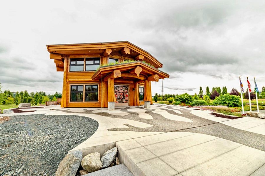 <a href=„https://logschmidt.com/portfolio-arboretum-house/">Arboretum House - Post and Beam</a>
